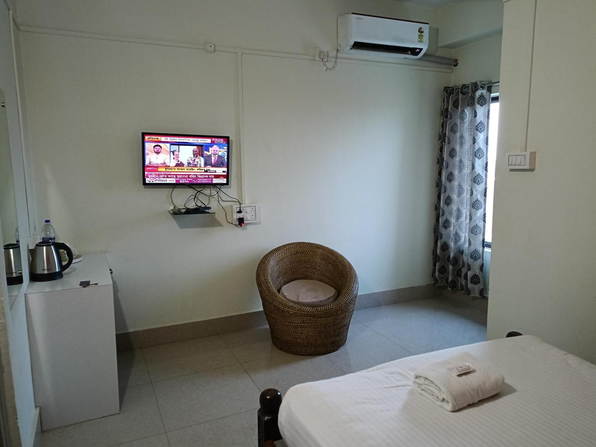 Hotel Bhargav Gauháti Kültér fotó
