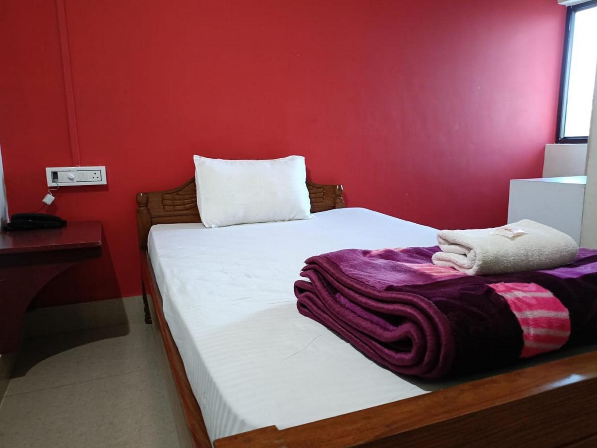 Hotel Bhargav Gauháti Kültér fotó