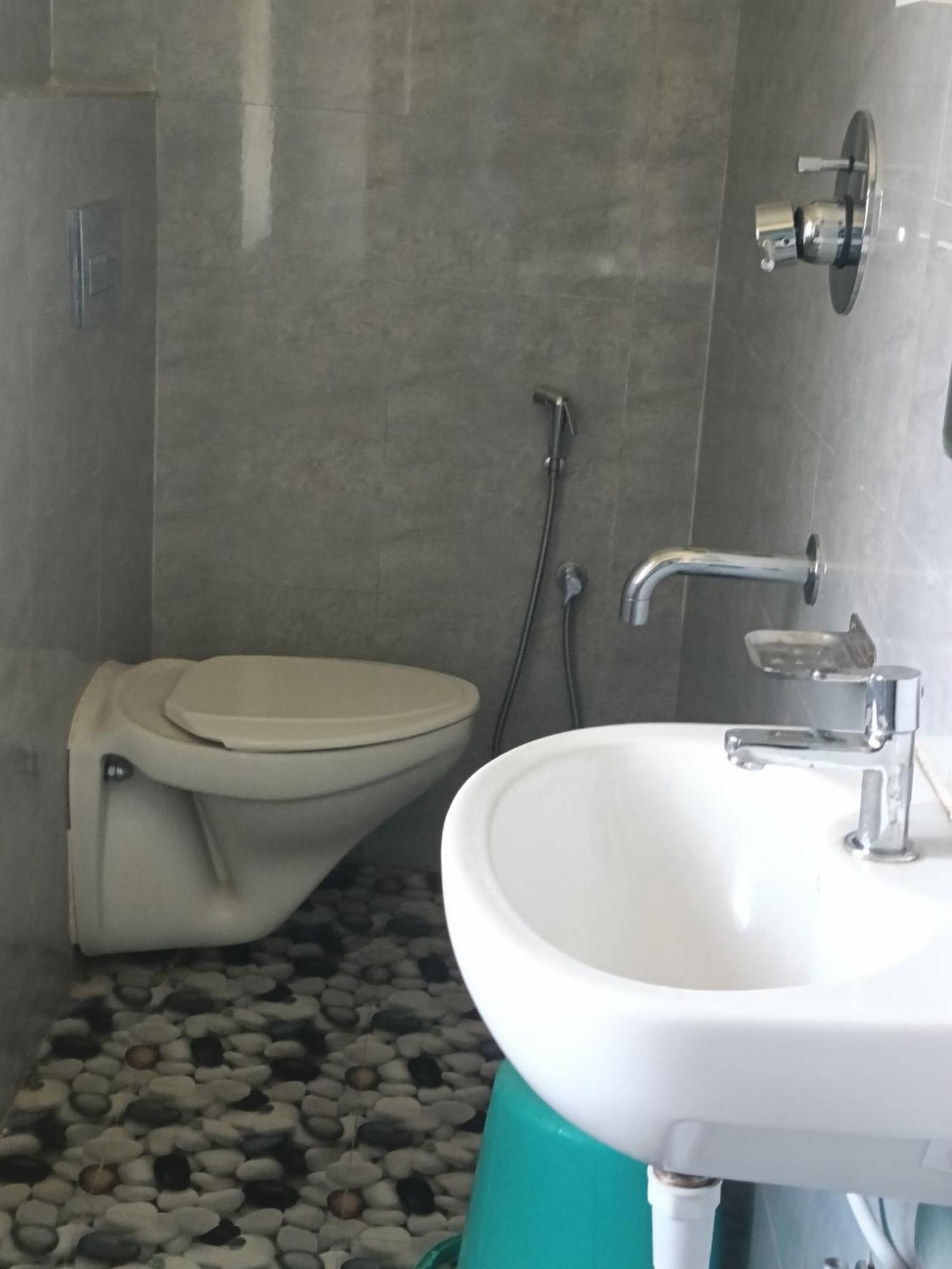 Hotel Bhargav Gauháti Kültér fotó