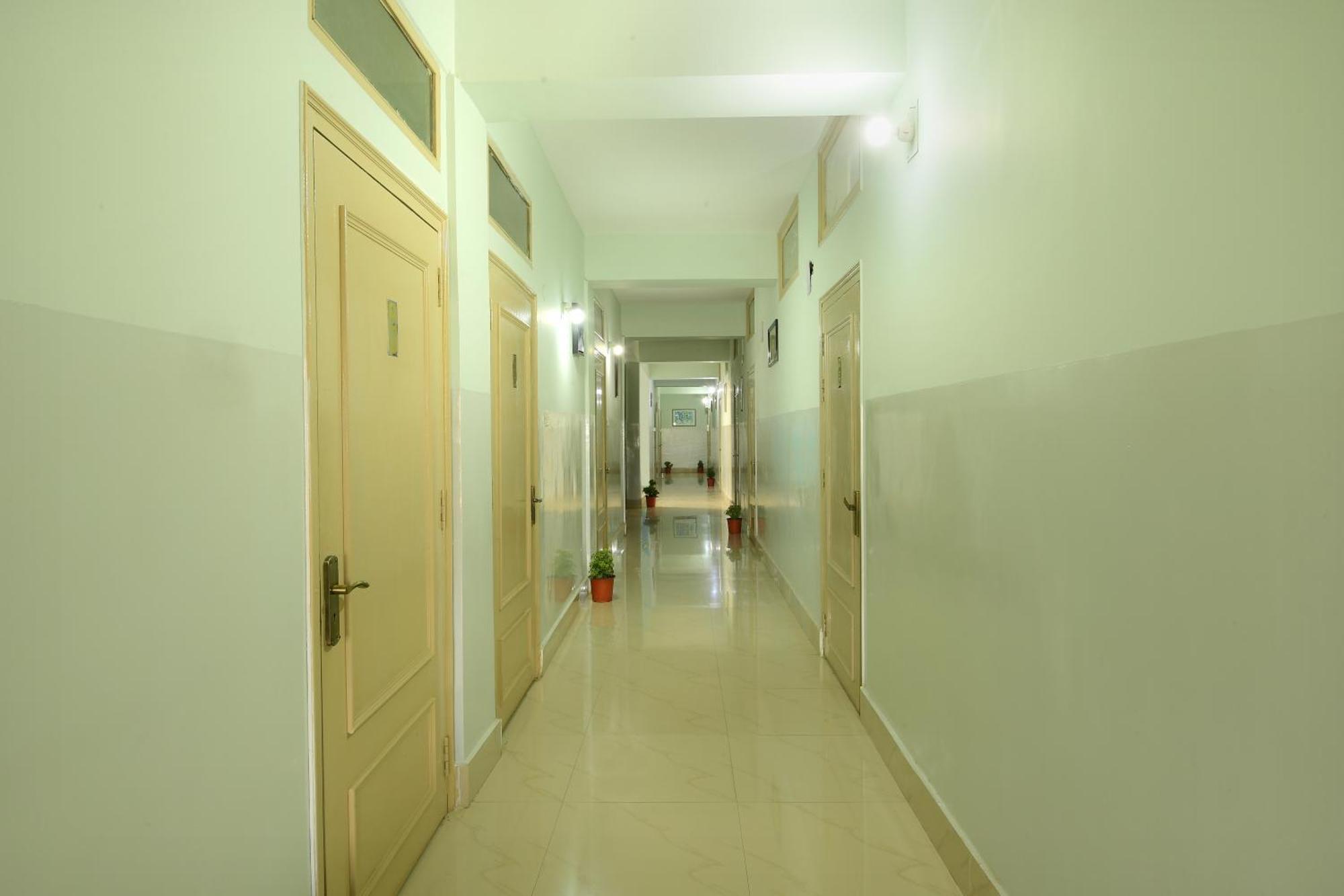 Hotel Bhargav Gauháti Kültér fotó